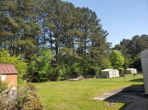 6860 Cainwood Dr, Atlanta GA  30349-4712 exterior