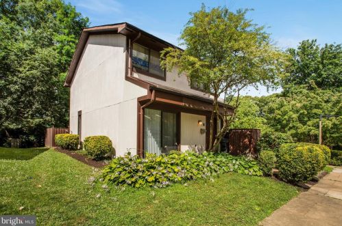 12173 Sanibel Ct, Herndon, VA 20191-1224