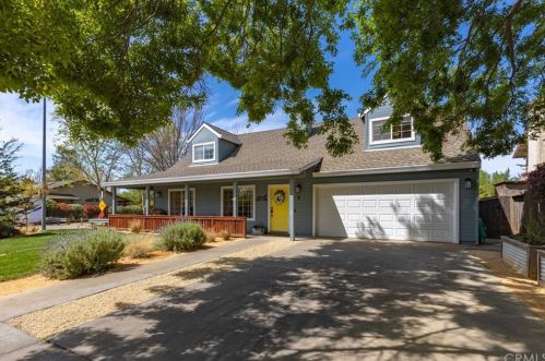 1 Capshaw Ct, Chico, CA 95926-5210