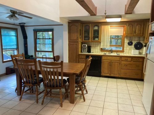 77 Jackson Dr, Ellsworth, NH 03266-6109