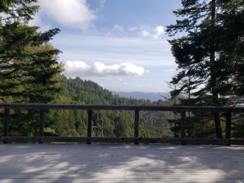 27600 Blue Lake Rd, Willits, CA 95490-8478