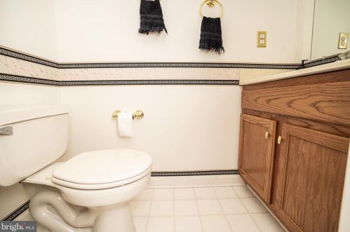 337 Woodland Grn Ct, Aberdeen MD  21001-2946 exterior