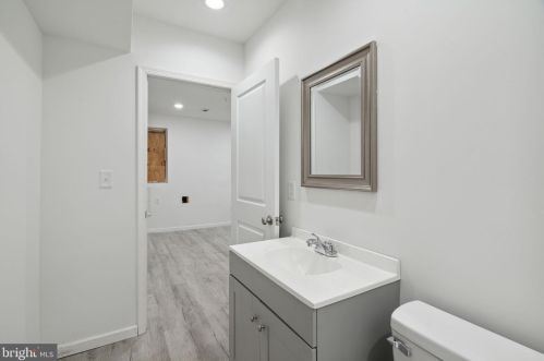 2543 11 St, Philadelphia PA  19133-1413 exterior