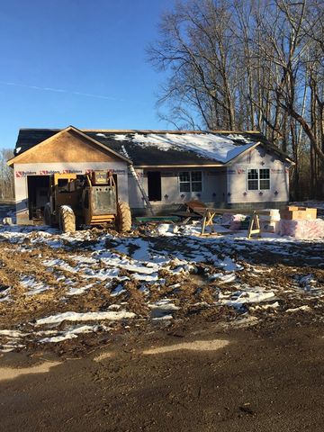 131 Chestnut St, Baxter, TN 38544-4417