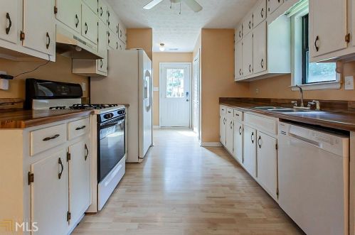 151 Springvalley Way, Stockbridge, GA 30281-2600