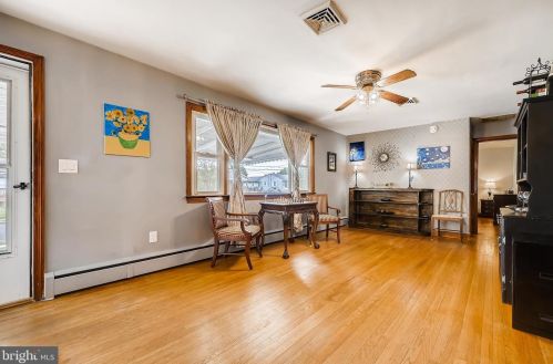 708 Webb St, Aberdeen MD  21001-3533 exterior