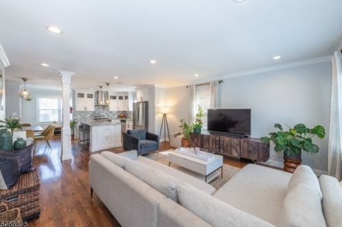 12 Samuel St, Town Center, NJ 07052-6110
