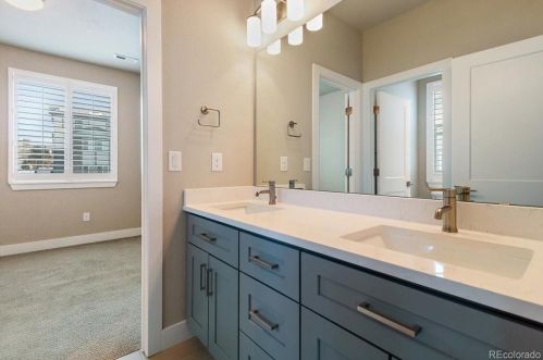 7477 Tempe Ct, Aurora CO 80016-6161 exterior