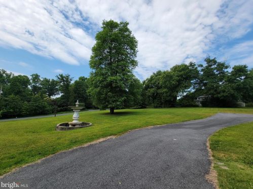 2001 Marymont Rd, Silver Spring MD 20906-1241 exterior