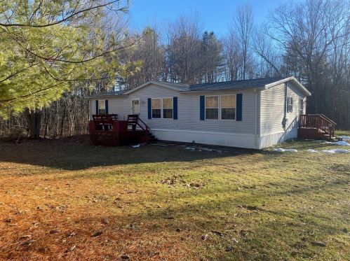 31 Lamson Rd, Windsor, ME 04363-3048