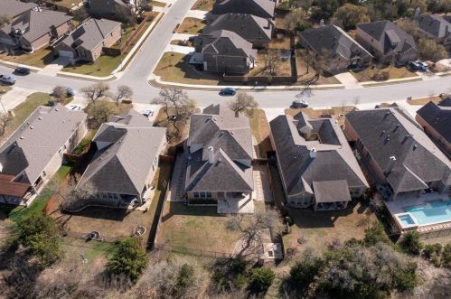 829 Catalina Ln, Austin TX  78737-4715 exterior