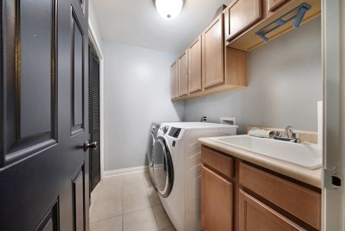 7710 Grant St, Gary IN 46410-5281 exterior