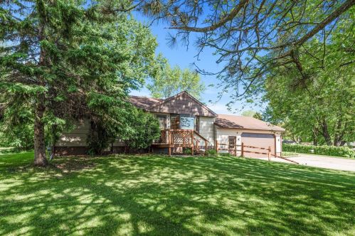 4046 Highland Ave, Saint Paul MN  55110-4201 exterior