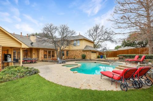 2331 Aberdeen Pl, Carrollton TX 75007-2029 exterior