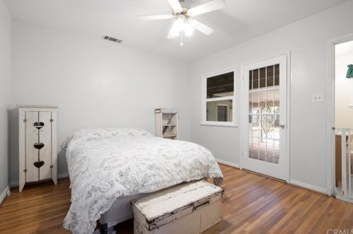 4624 Linwood Pl, Riverside CA  92506-1029 exterior