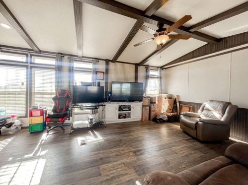 13009 Annette Rd, Angleton, TX 77515-0081