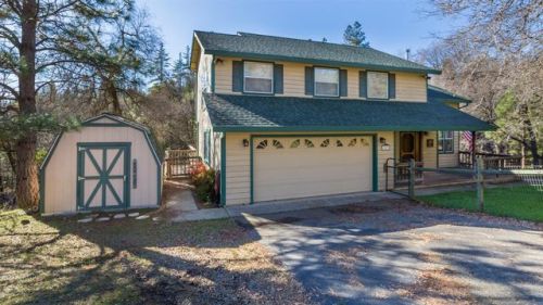 21072 Oakwood Ln, Michigan Bluff, CA 95631-9677