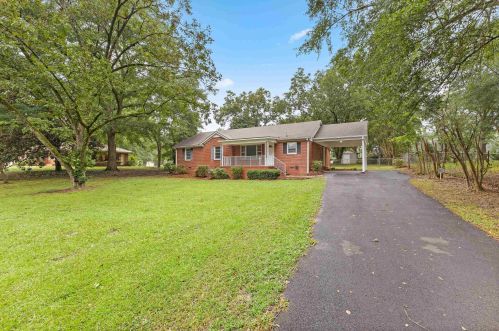 5 Wynn St, Newnan, GA 30263-1342