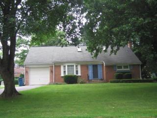 1861 Harrington Dr, Lancaster, PA 17601-6207