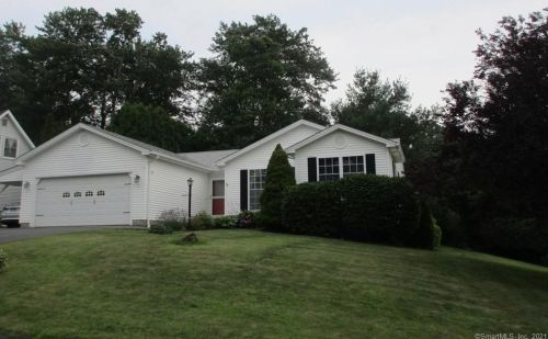 70 Longmeadow Dr, Torrington CT  06790-4100 exterior