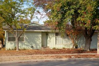 1904 Sussex Way, Fresno, CA 93705-1865