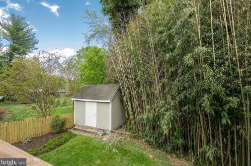 9503 Saybrook Ave, Silver Spring MD  20901-3034 exterior