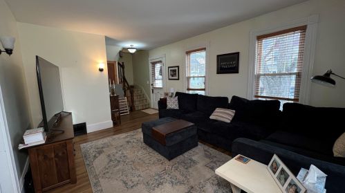 86 Grove St, Dover NH  03820-3029 exterior