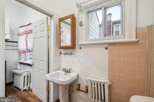 5836 Larchwood Ave, Philadelphia PA 19143-1210 exterior