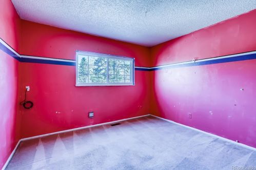 1595 Vaughn Cir, Aurora CO 80012-5316 exterior