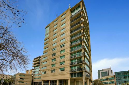 1388 Gough St, San Francisco CA  94109-6551 exterior