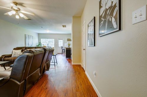 3810 Cloudbluff Ln, Richmond TX 77469-4117 exterior