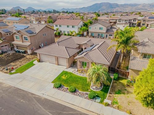 256 Garcia Dr, San Jacinto, CA 92582-3217
