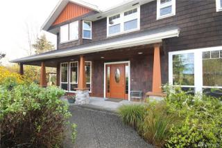 10709 Cowan Rd, Vashon, WA 98070-3051
