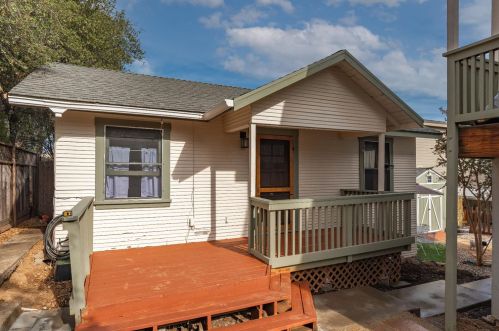 411 Rex Ave, Jackson, CA 95642-2022