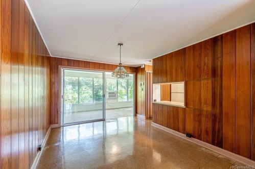 1443 Haloa Dr, Honolulu HI  96818-1945 exterior