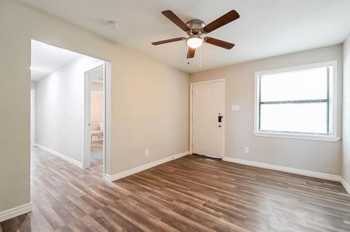 2403 El Capitan Dr, Dallas TX  75228-1631 exterior