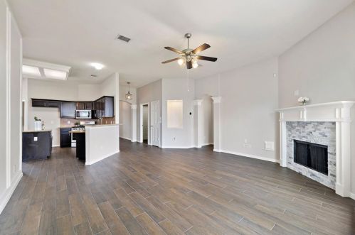 7019 Misty Morning Trce, Richmond TX  77407-2062 exterior