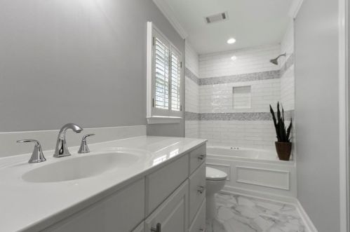2108 Marann Dr, Atlanta GA  30345-3537 exterior