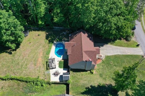 227 Hollow Springs Dr, Hiram, GA 30141-5822