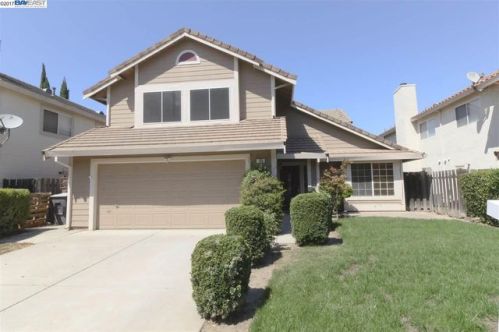 165 Loma Prieta Cir, Tracy, CA 95376-1485