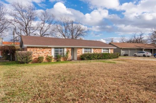 158 Cotillion Rd, Fort Worth, TX 76134-4606