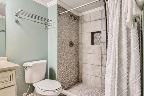 2523 Riverton Dr, Conyers GA  30013-7438 exterior