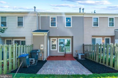 7989 Northumberland Rd, Springfield, VA 22153-2934