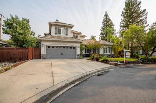 8743 Windshire Ln, Citrus Heights, CA 95662-4450