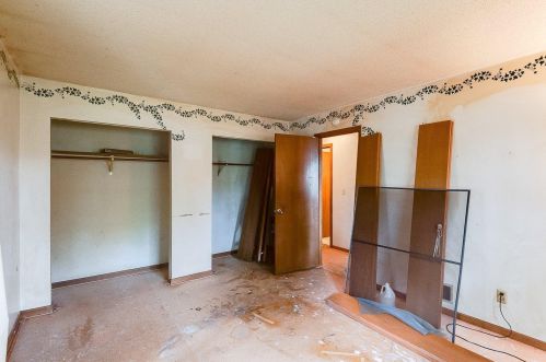 153 Bates Ave, Saint Paul MN  55106-6330 exterior