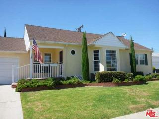 12415 Matteson Ave, Los Angeles, CA 90066-4411