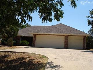 10160 Sand Plum Dr, Edmond, OK 73025-1139