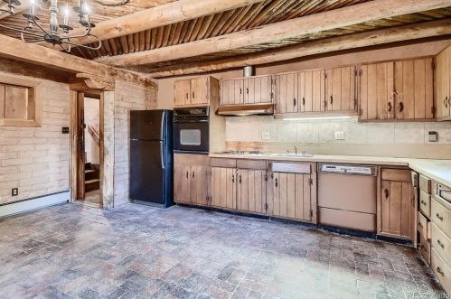 10426 Tomahawk Rd, Parker CO 80138-7808 exterior