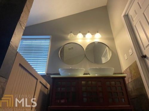 1428 Gates Cir, Atlanta GA  30316-4096 exterior