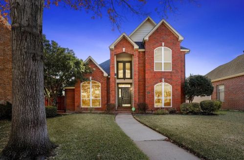 302 Pecos Trl, Irving, TX 75063-4541